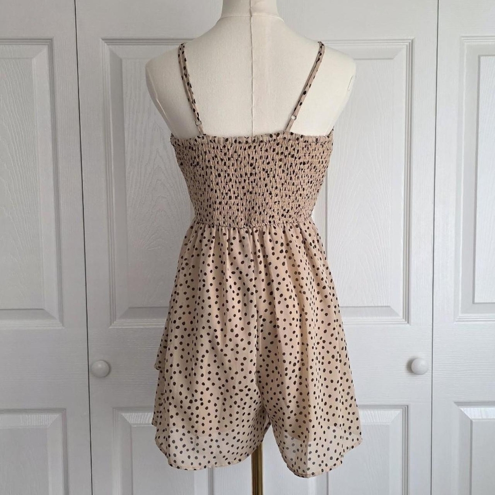 ♡ Polka Dot Ruffle Romper ♡ - Picture 2 of 4